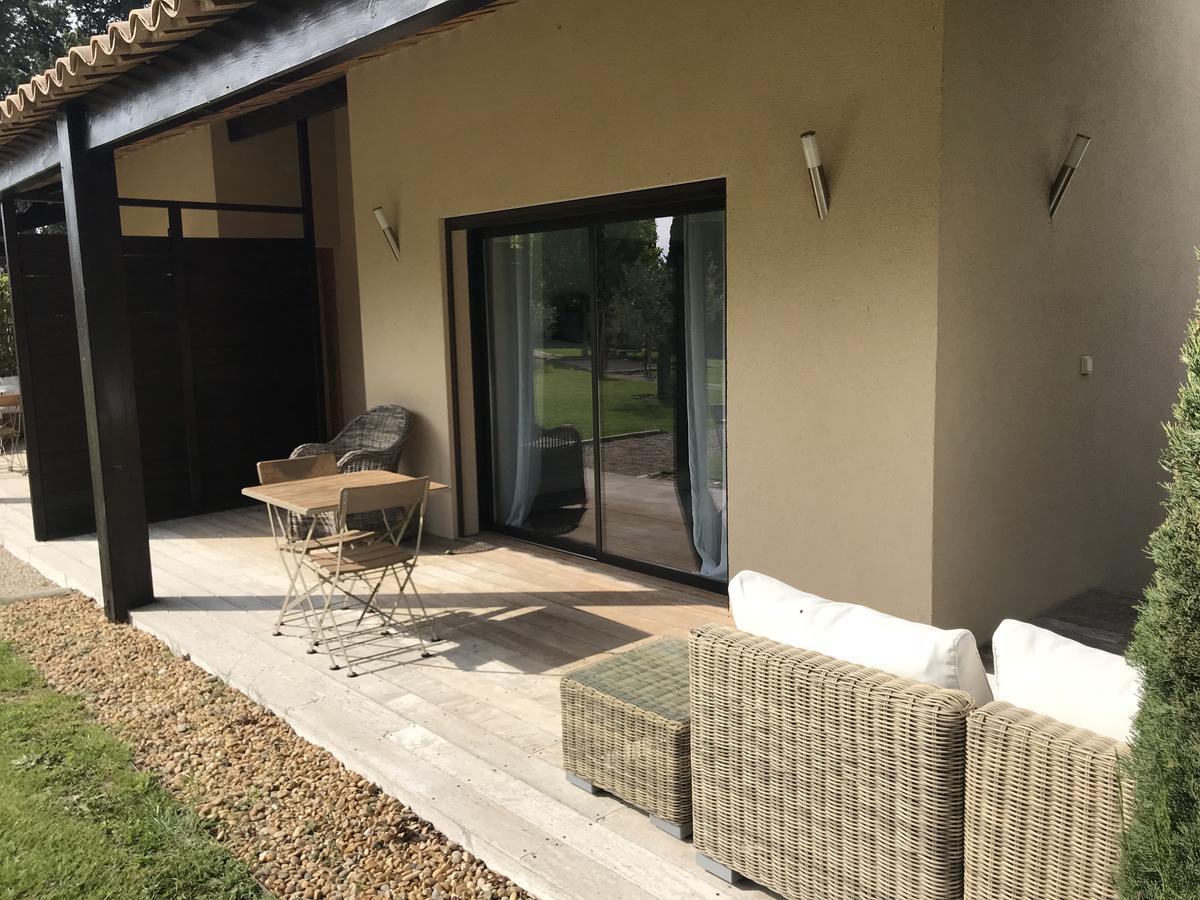 Mas Des Limites Rognonas Exterior photo